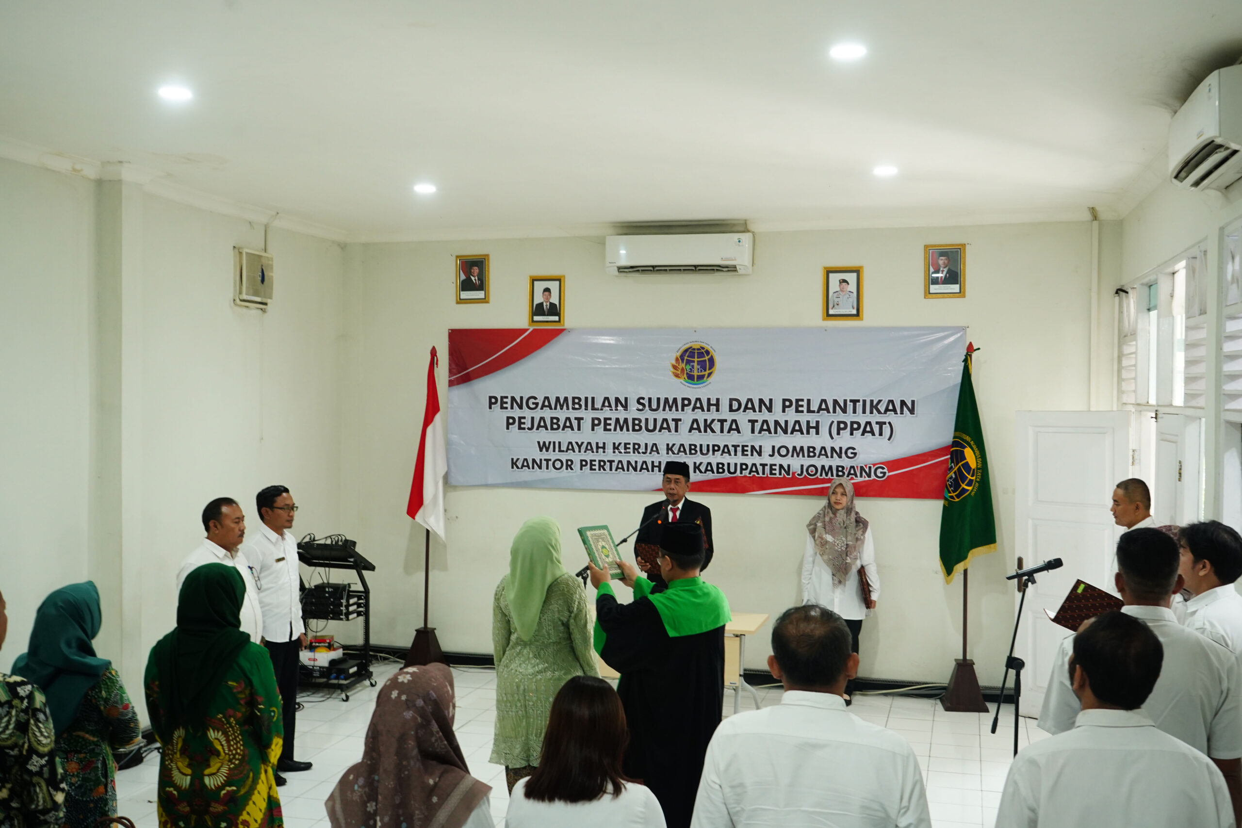 Pengambilan Sumpah dan Pelantikan PPAT: Komitmen Profesionalisme dan Integritas di Jombang