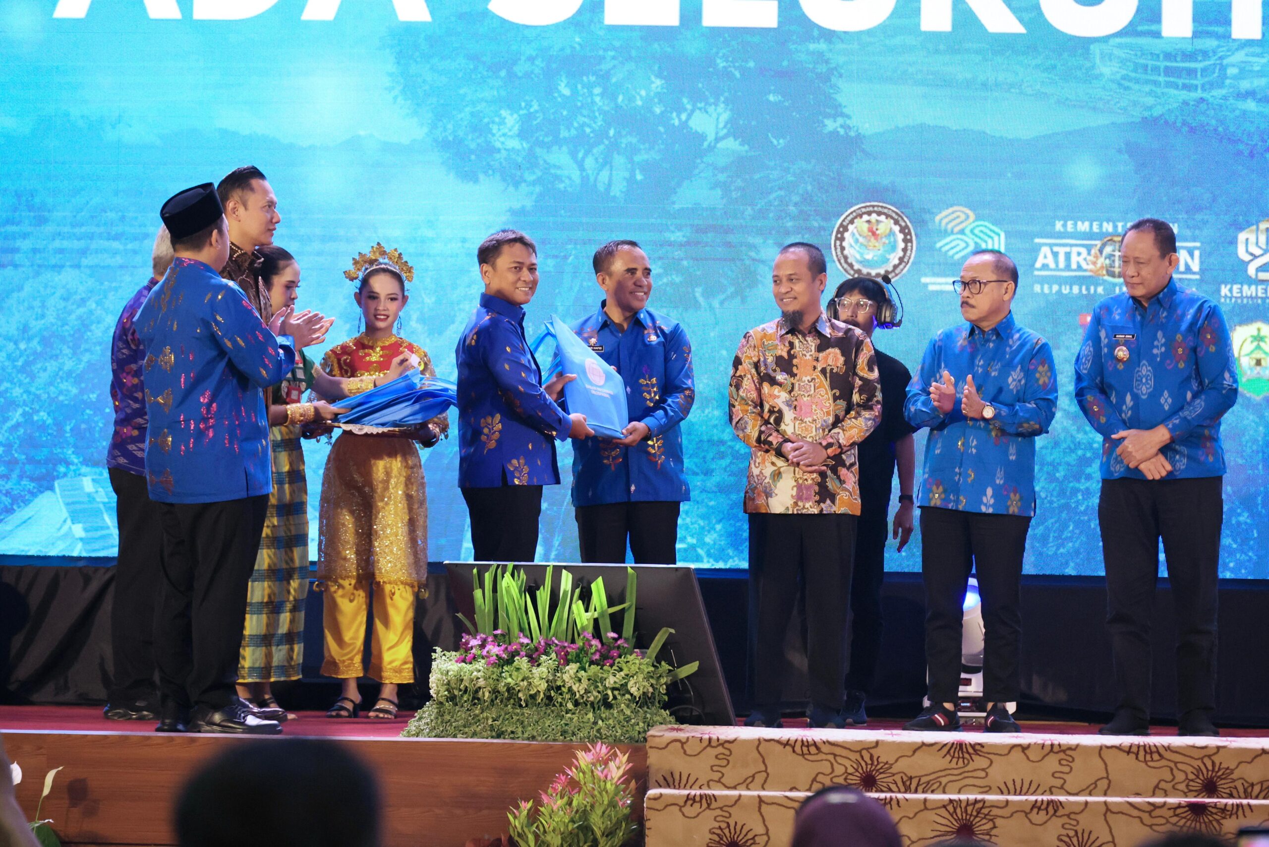 Menteri Nusron Ajak Kepala Daerah Se-Sulawesi Berbagi Tanggung Jawab Selesaikan RDTR