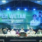 ‎Peringati HUT RI KE 80 dan Maulid Nabi Muhammad SAW. Pemdes Pehwetan Gelar pengajian Bertajuk “PEHWETAN BERSHOLAWAT”