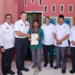 Bersama Menko AHY Serahkan Sertipikat Tanah untuk Rakyat di Bengkulu, Wamen Ossy Apresiasi Peran Pemerintah Daerah