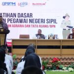 Tutup Latsar Gelombang 1 Tahun 2025, Sekjen Kementerian ATR/BPN Beri 3 Pesan untuk Pedoman CPNS dalam Bertugas Tutup Latsar Gelombang 1 Tahun 2025, Sekjen Kementerian ATR/BPN Beri 3 Pesan untuk Pedoman CPNS dalam Bertugas