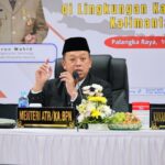 Pembinaan di Kanwil BPN Provinsi Kalteng, Menteri Nusron Minta Pelayanan Pertanahan Adaptif, Cepat, dan Bersih Pembinaan di Kanwil BPN Provinsi Kalteng, Menteri Nusron Minta Pelayanan Pertanahan Adaptif, Cepat, dan Bersih