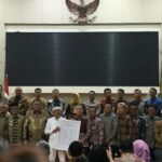 Kementerian ATR/BPN, KPK, dan Pemda Jawa Barat Sepakati Kerja Sama dalam Upaya Pencegahan Korupsi serta Penguatan Ekonomi Daerah Kementerian ATR/BPN, KPK, dan Pemda Jawa Barat Sepakati Kerja Sama dalam Upaya Pencegahan Korupsi serta Penguatan Ekonomi Daerah